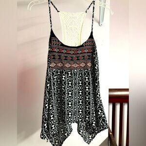 Takara Women’s Camisole/Halter, Size M, Black/White/Orange, Aztec, Handkerchief